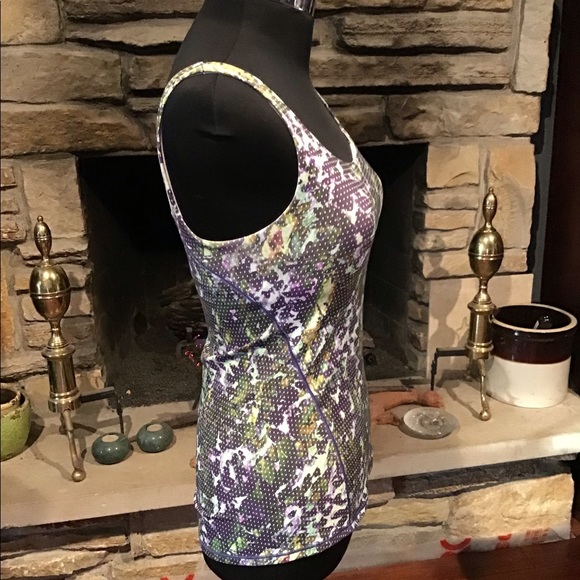 Lululemon Top - Picture 4 of 4